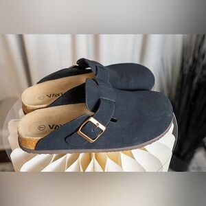 Suede Clogs with Cork Footbed, Arch Support, and Adjustable Buckle – Size 7